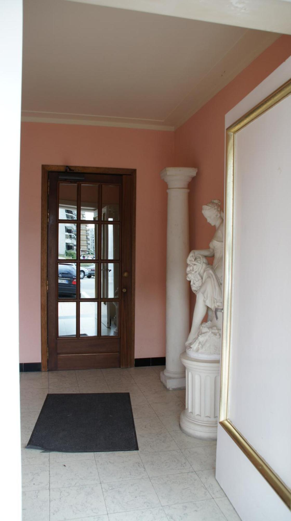 Appartement Le Royal. De Panne Exterior foto